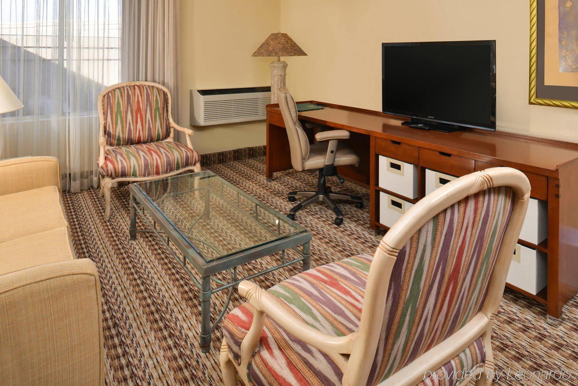 Quality Airport Hotel