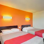 Economy Hotel Plus