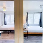 Chic 2Br Retreat Near Paseo #31B