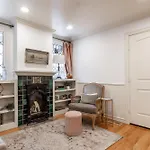Paradise On Penn With Pool & Hot Tub Near Downtown