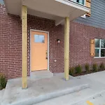 Plaza Pad I - New Apartment Near Plaza District