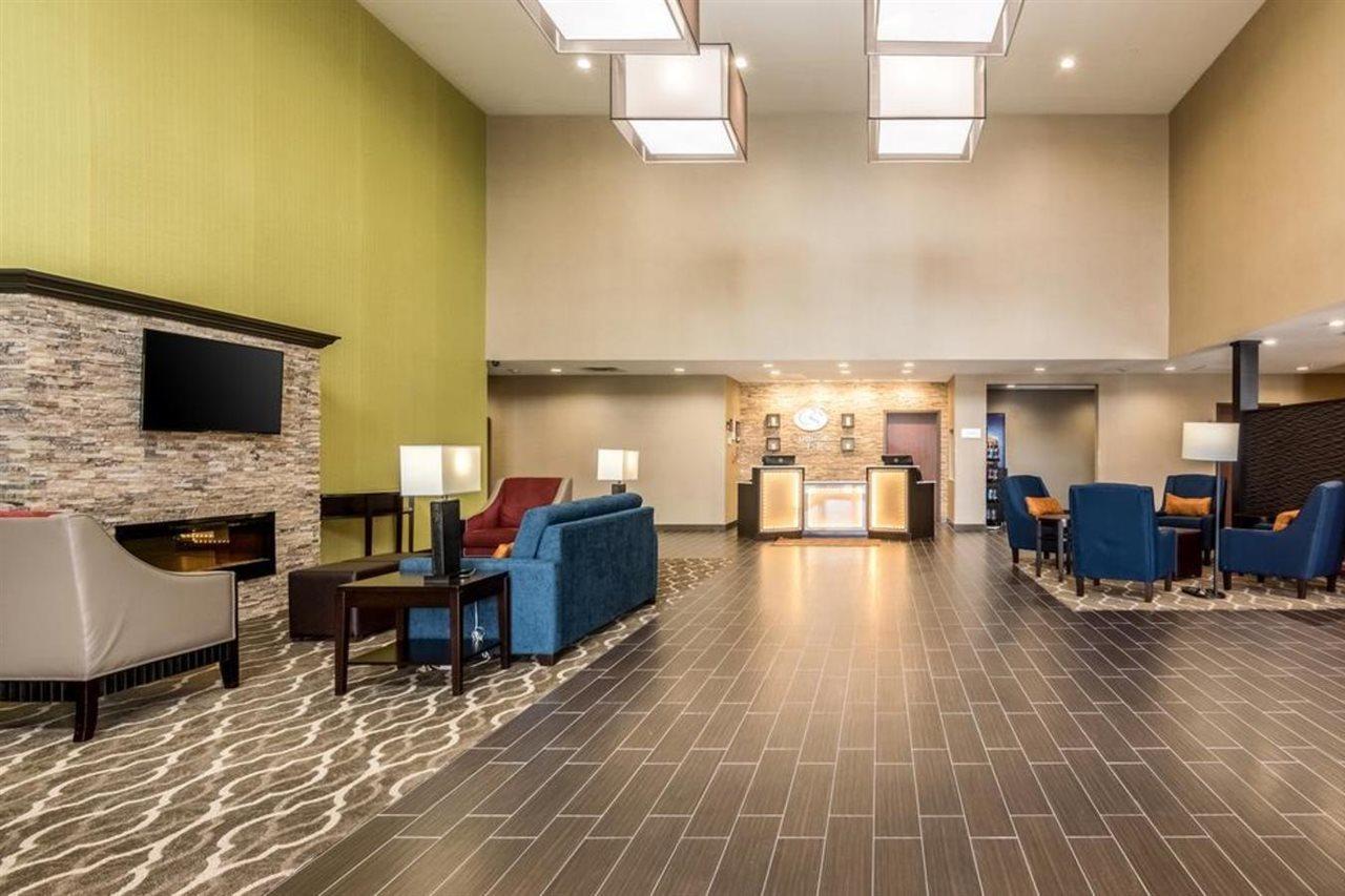 Hotel Comfort Fairgrounds West 3*