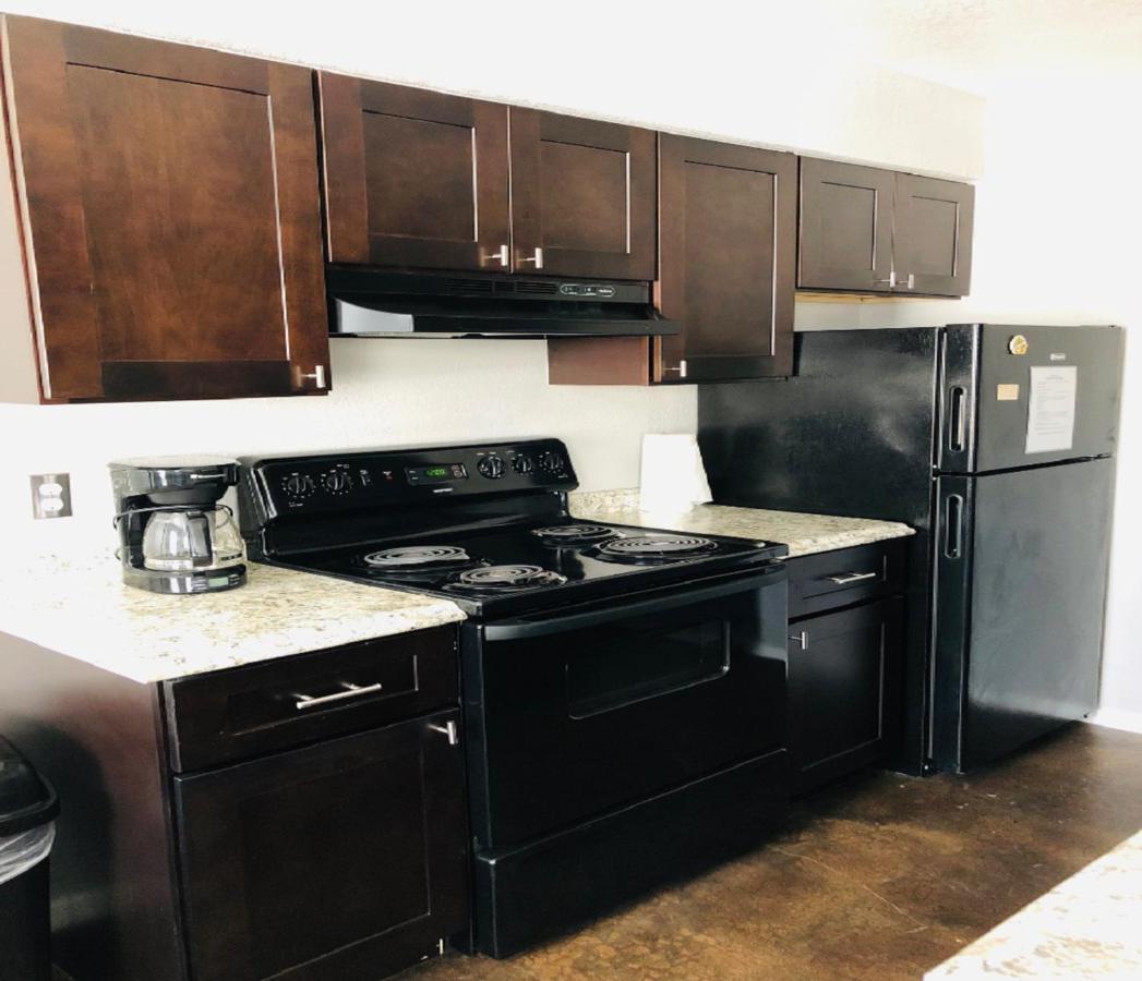 Ou-2 Bed 2 Bath Close To Ou Apartamento *