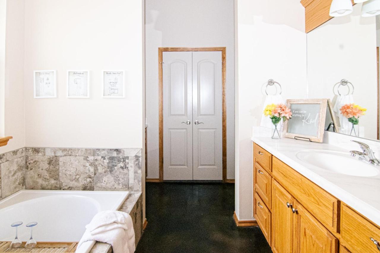 Holiday home Lux Lounge Near Bricktown Ou Medical *