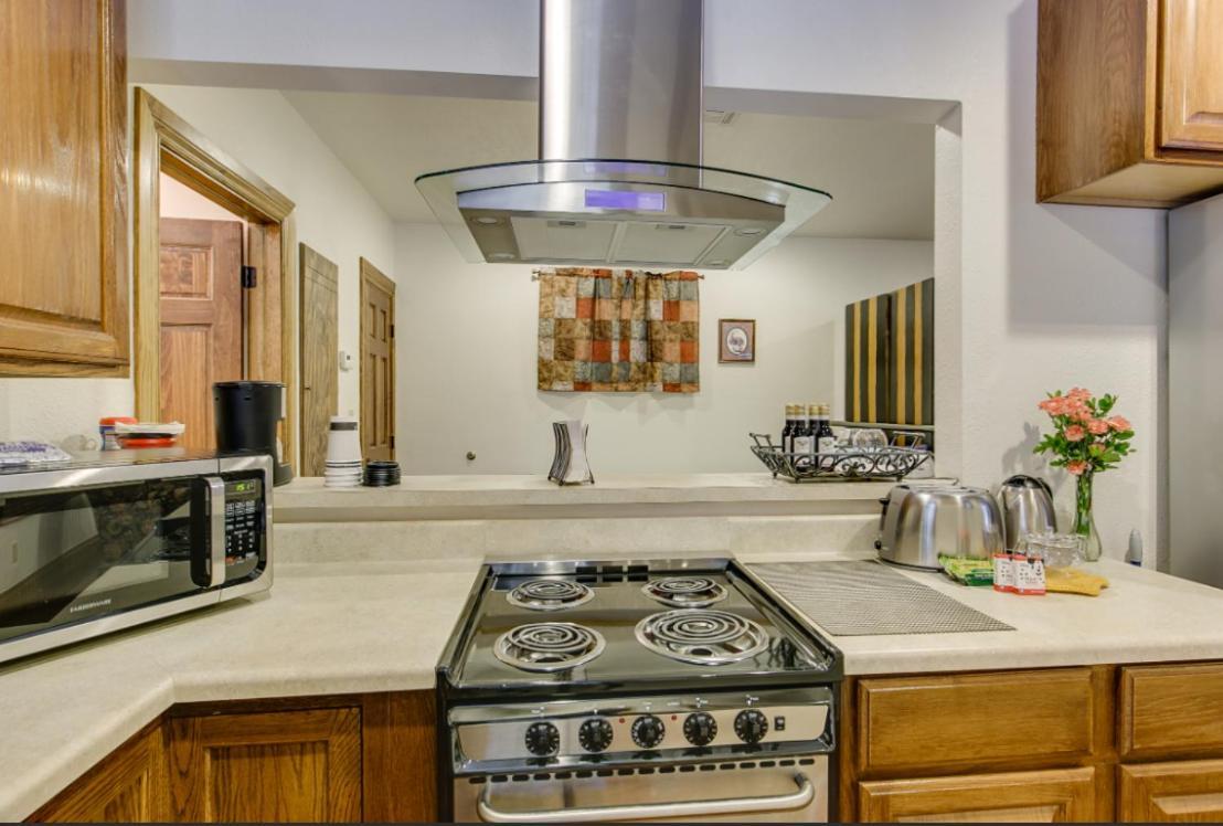 Bright Okc Midtown Studio-coolest Neighborhood * Oklahoma City