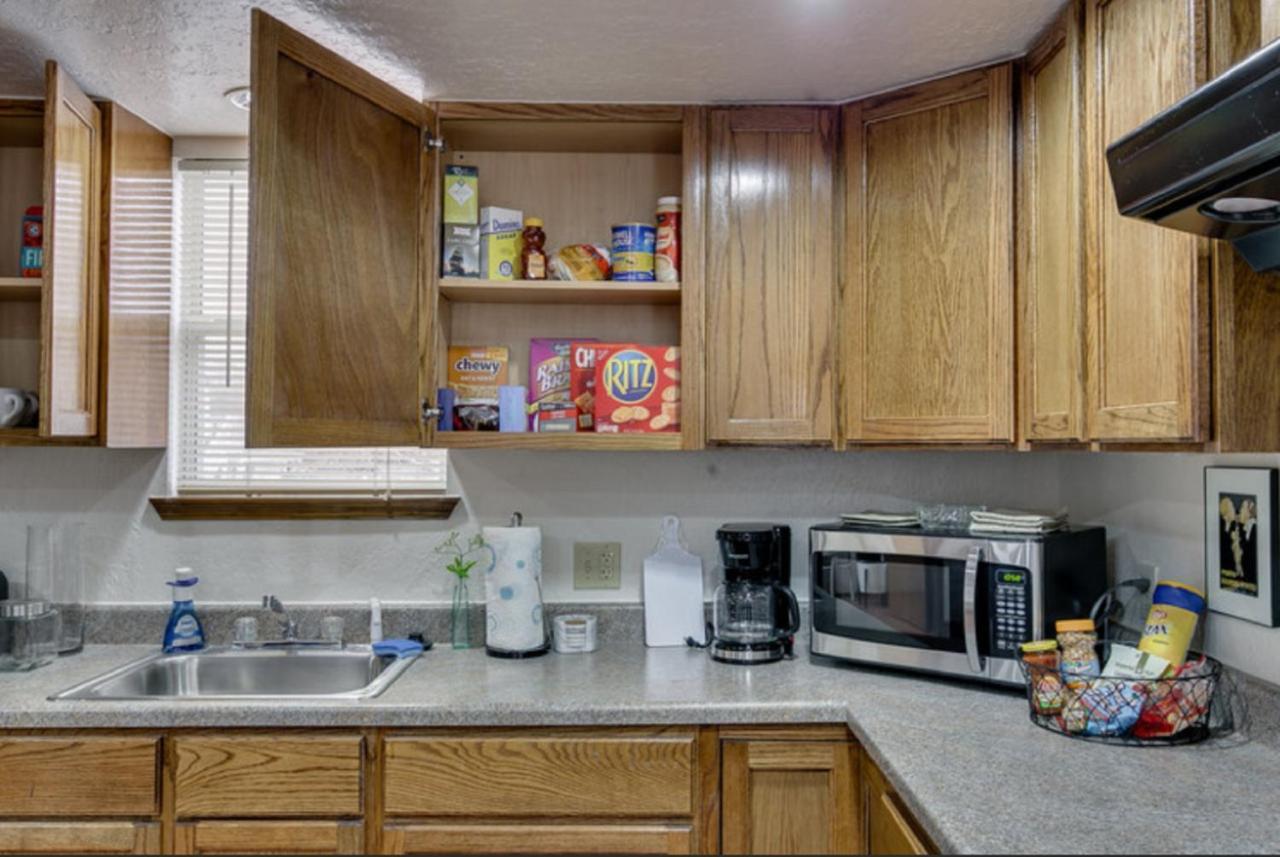 Bright Okc Midtown Studio-coolest Neighborhood Apartamento