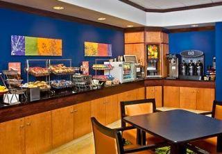 Hotel Fairfield & By Marriott Nw Expressway/warr Acres Oklahoma City