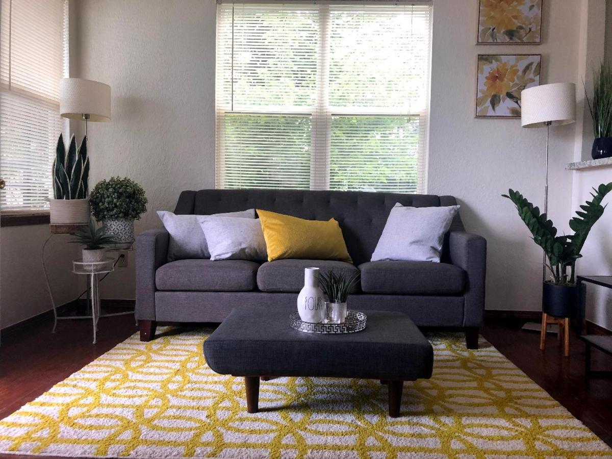 Ou-walk To Campus , Downtown ; Designer Apartment Oklahoma City