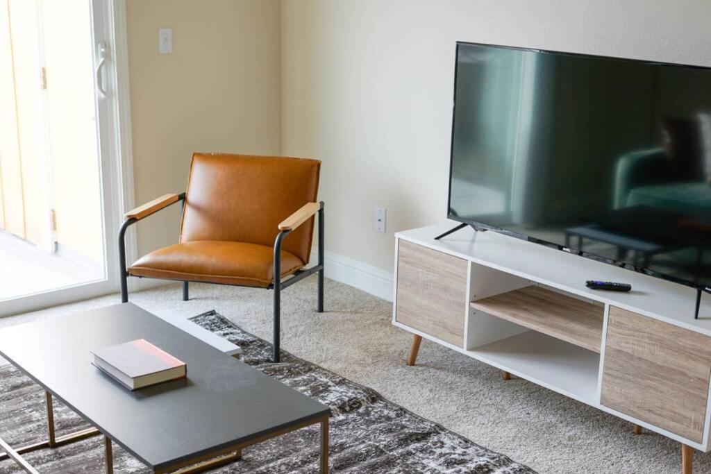Sleepover 1bd 1ba Apartment Oklahoma City