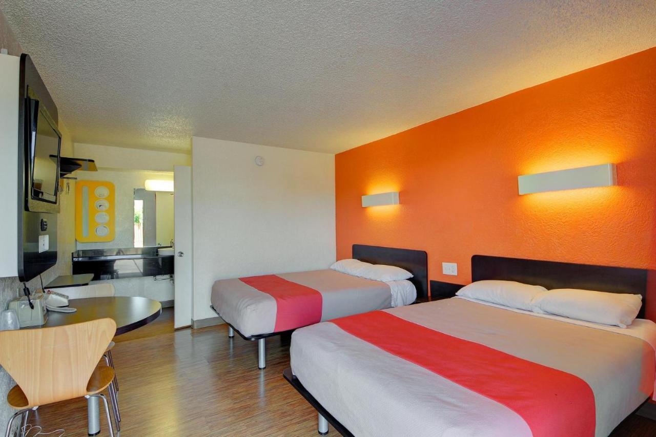Economy Plus Hotel Oklahoma City