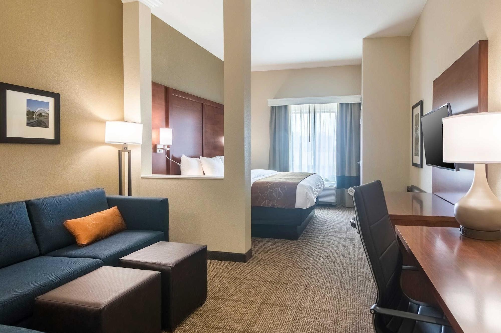 Hotel Comfort Fairgrounds West 3*