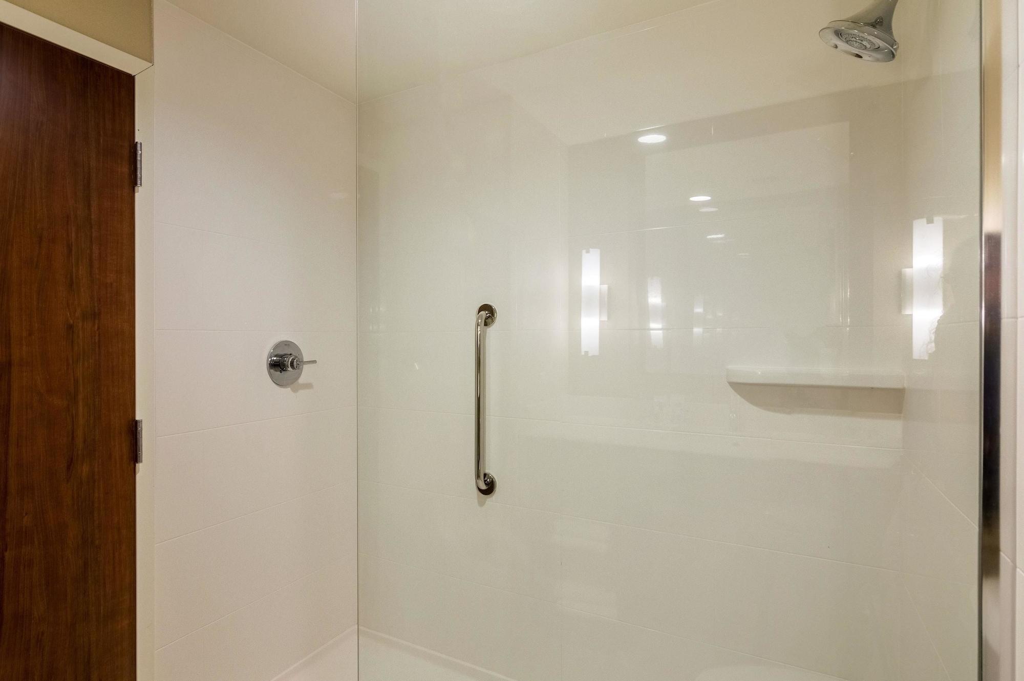 Comfort Fairgrounds West Hotel 3*