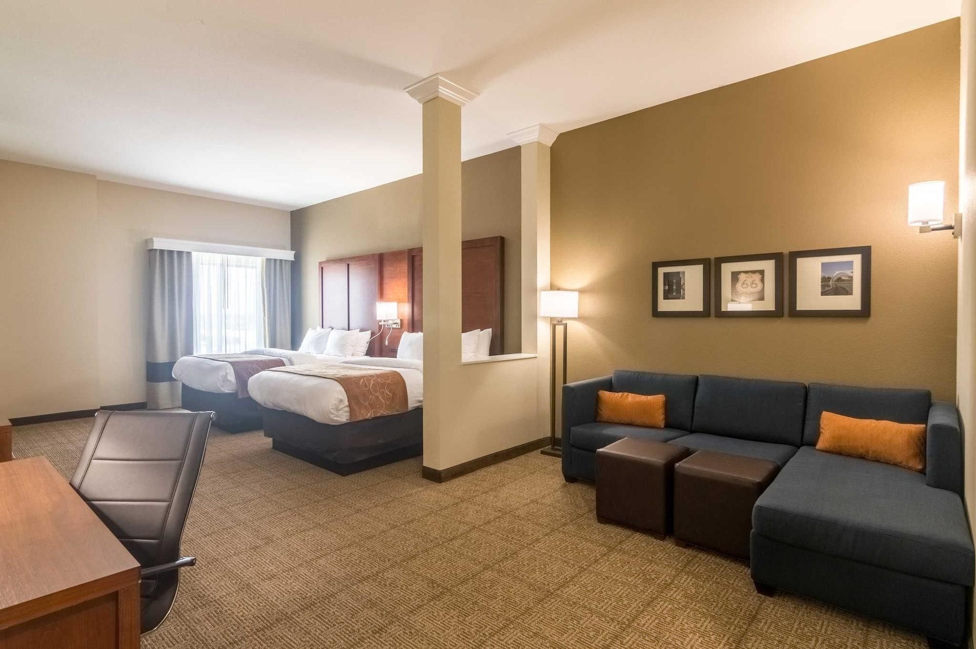 Hotel Comfort Fairgrounds West 3*