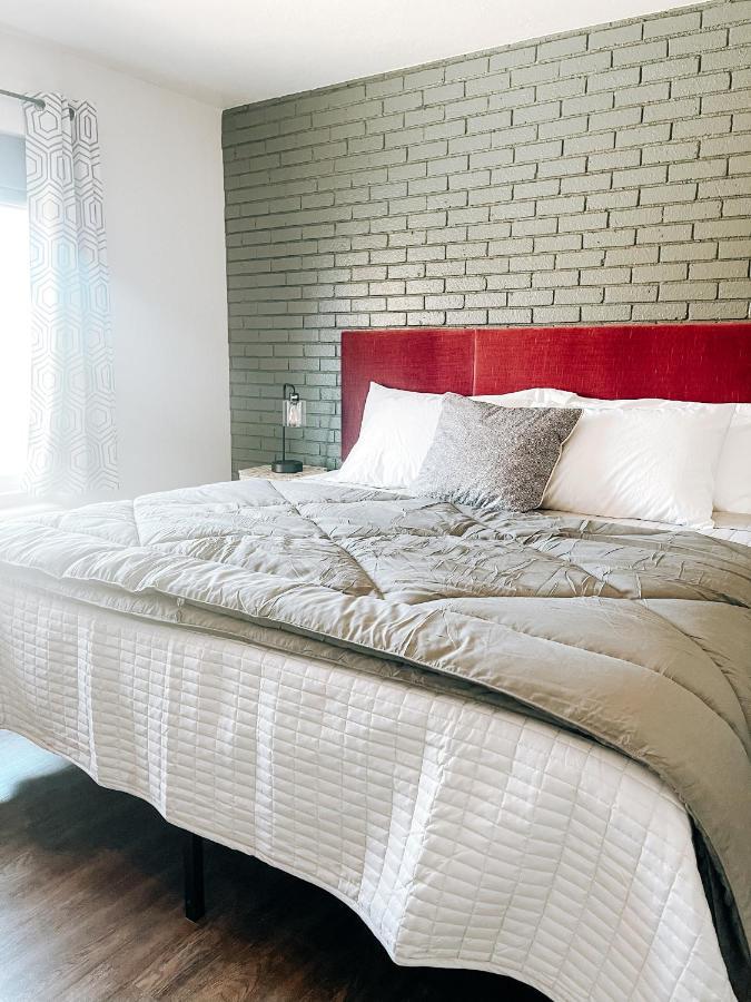 The Shay - Modern Apartment's In Okc's Vibrant Midtown District! Apartment Oklahoma City