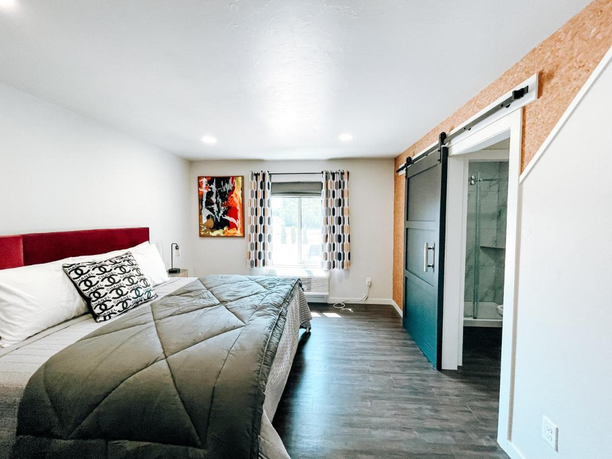 The Shay - Modern Apartment's In Okc's Vibrant Midtown District! Apartment