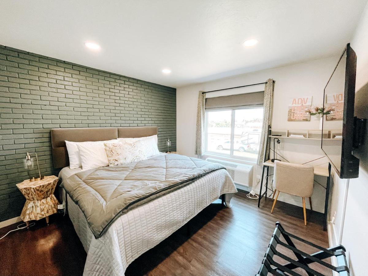 The Shay - Modern Apartment's In Okc's Vibrant Midtown District! Oklahoma City