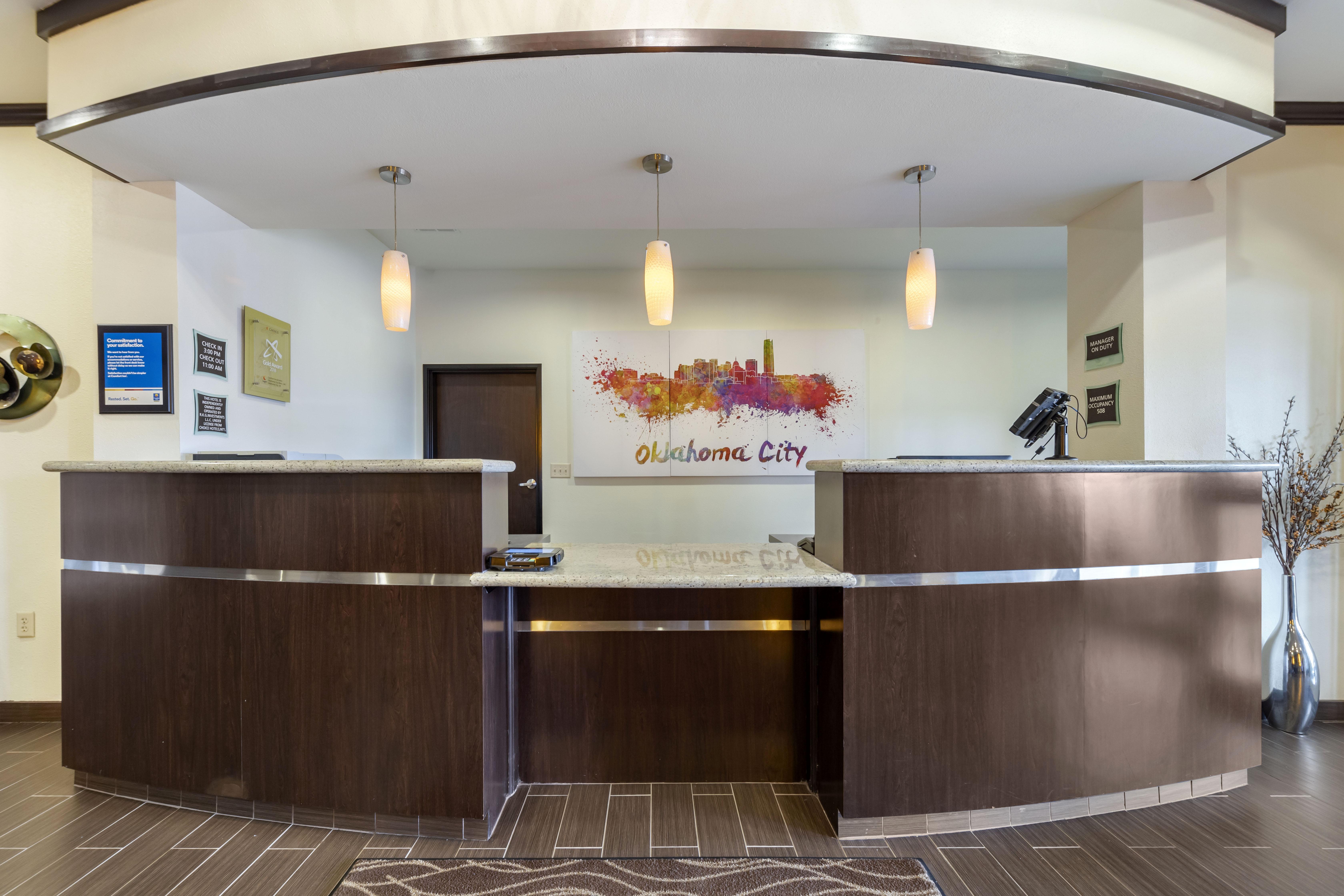 Comfort & West - I-40 Hotel Oklahoma City