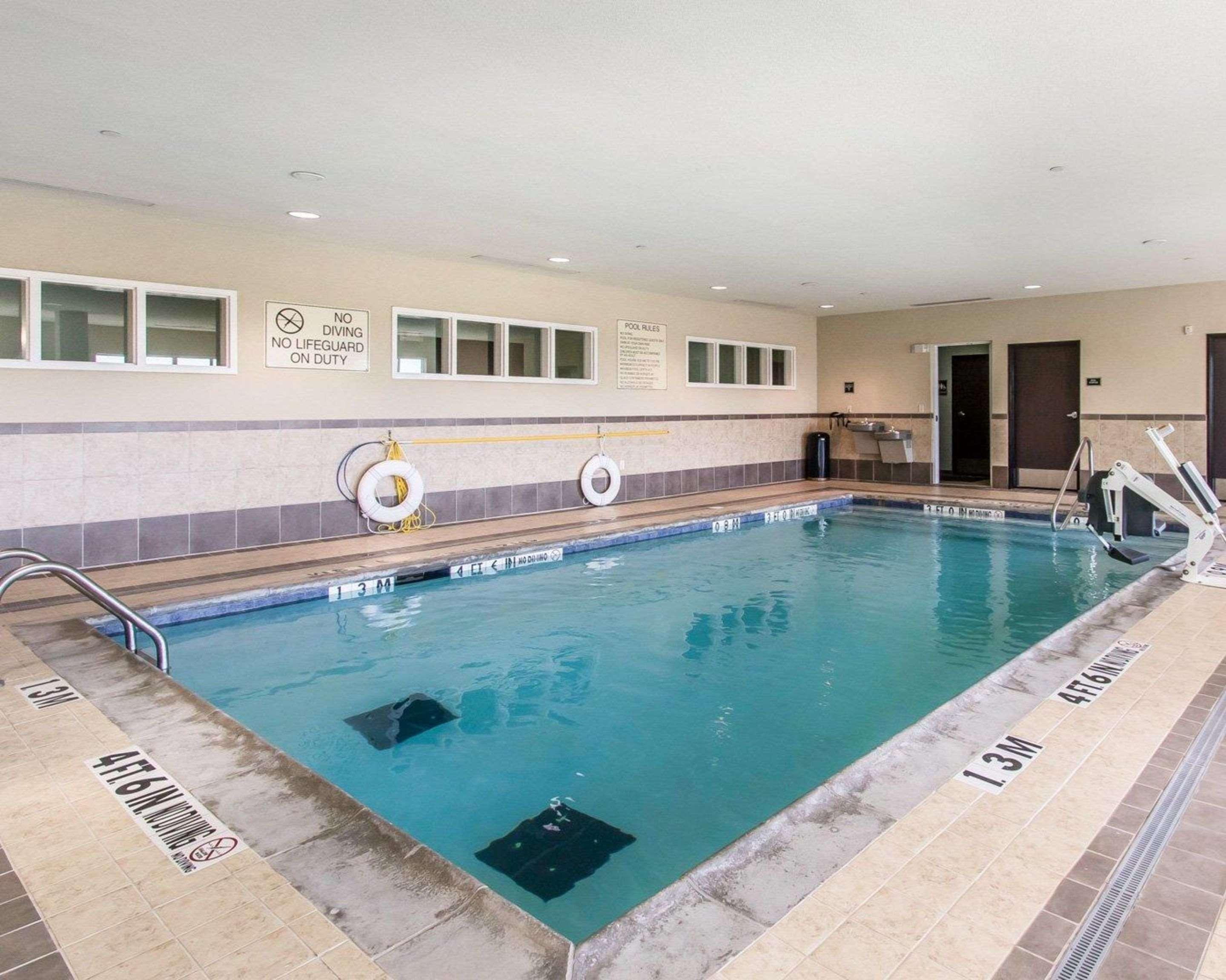 Comfort & West - I-40 Hotel 3*