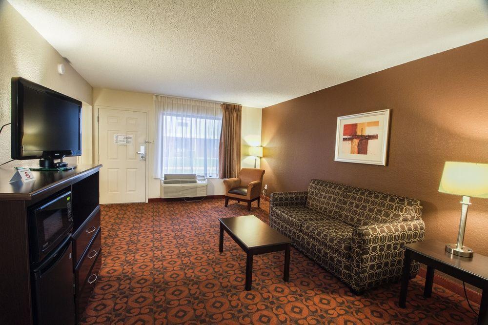 Hotel 6 Ok Fairgrounds West Oklahoma City