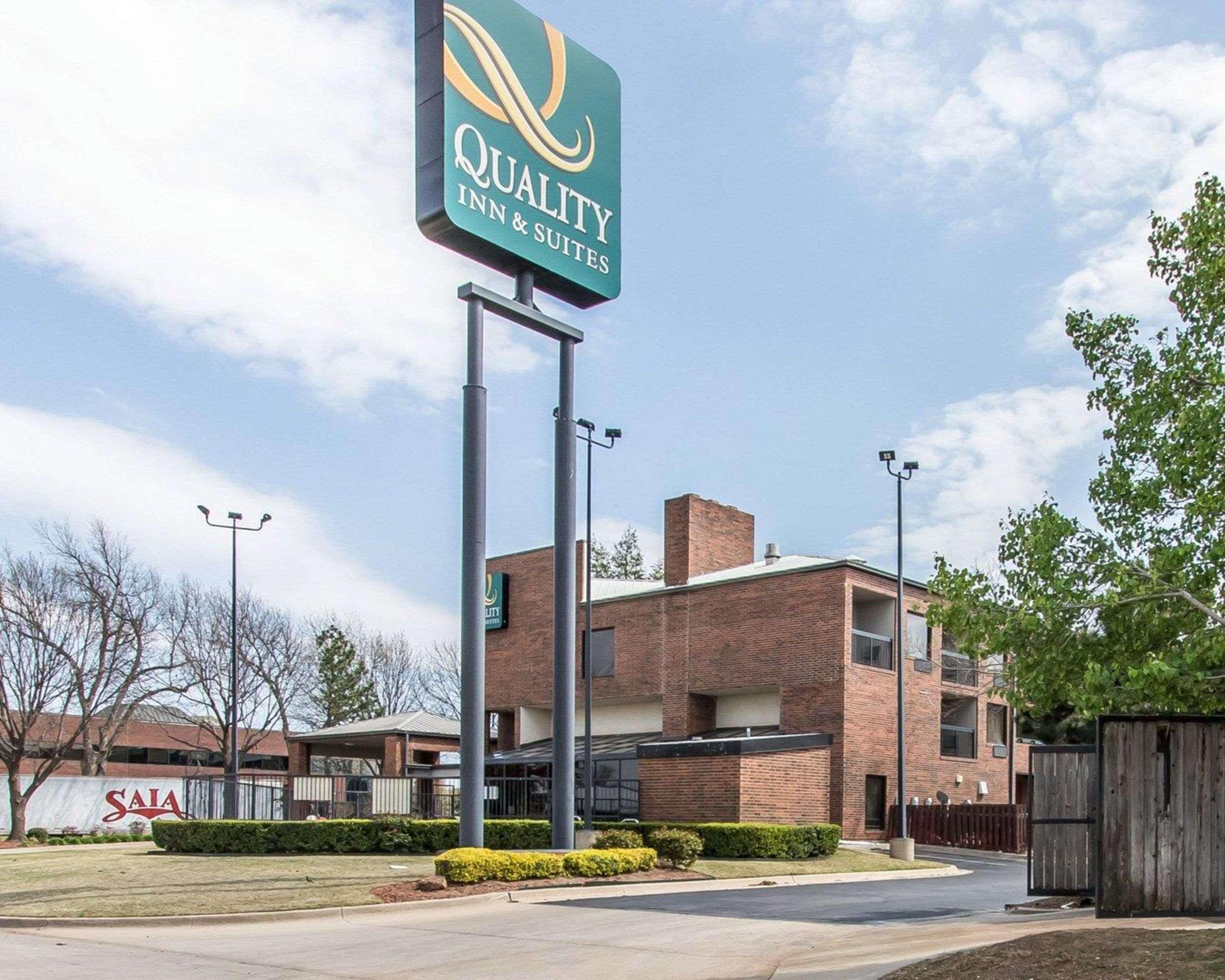 6 Ok Fairgrounds West Hotel