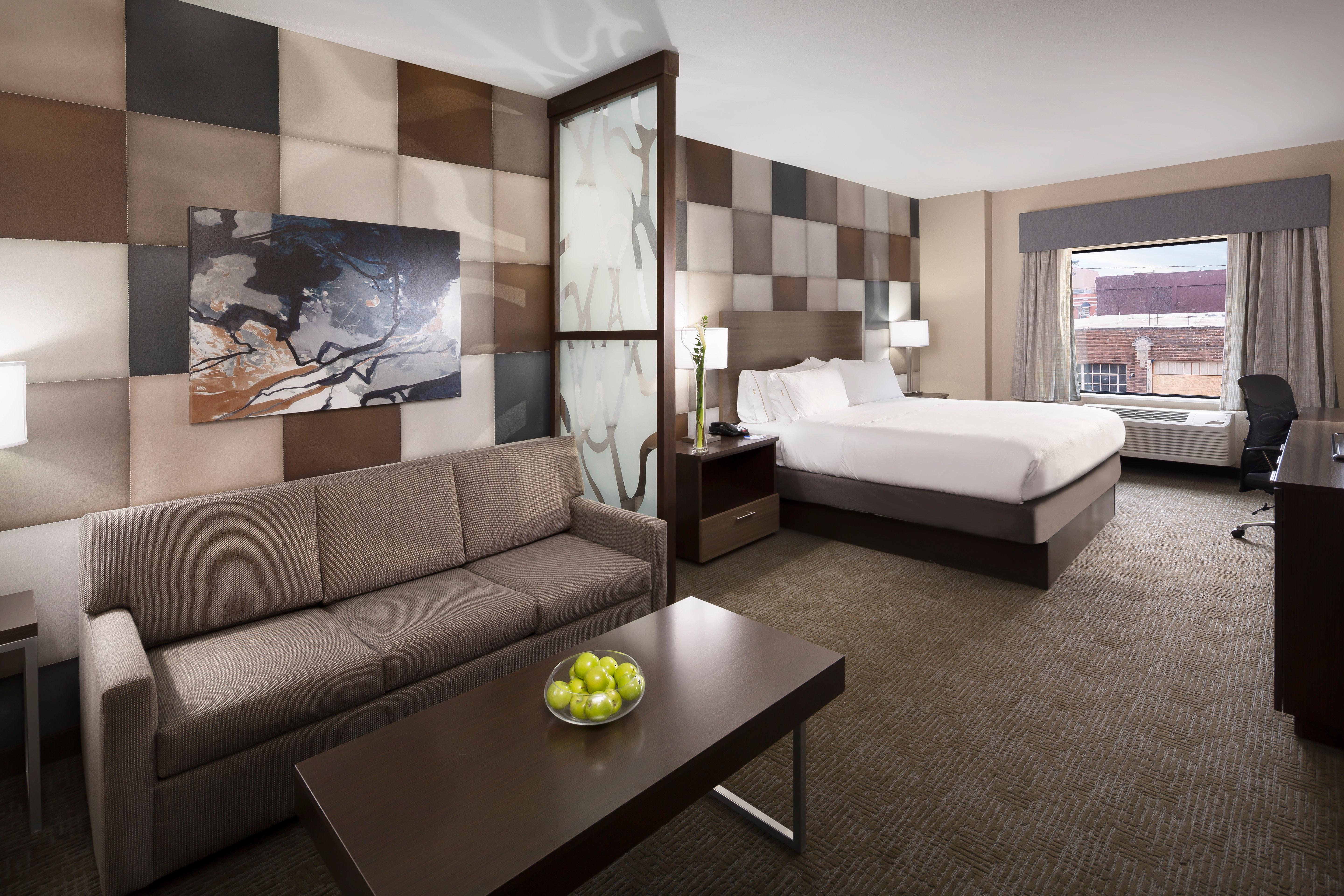 Express & Downtown - Bricktown By Ihg Hotel Oklahoma City