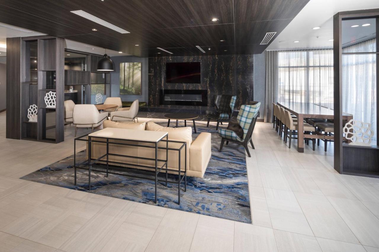 Fairfield & By Marriott Downtown Hotel 3*