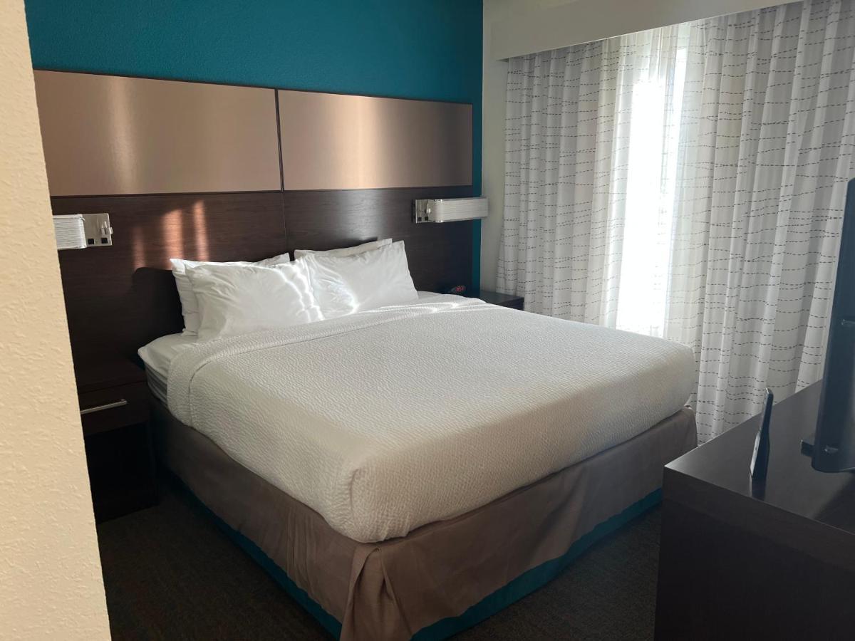 By Marriott North/quail Springs 3* Oklahoma City