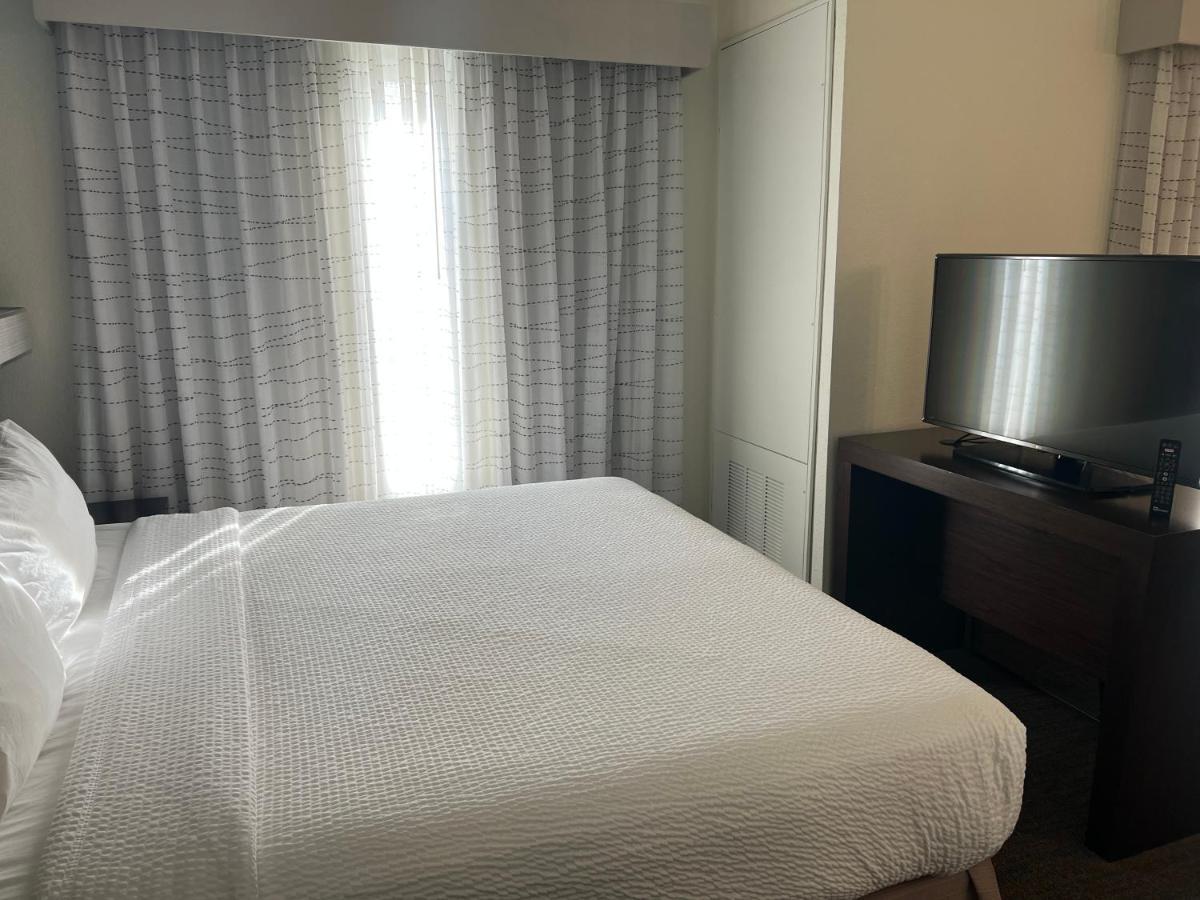 Hotel By Marriott North/quail Springs Oklahoma City