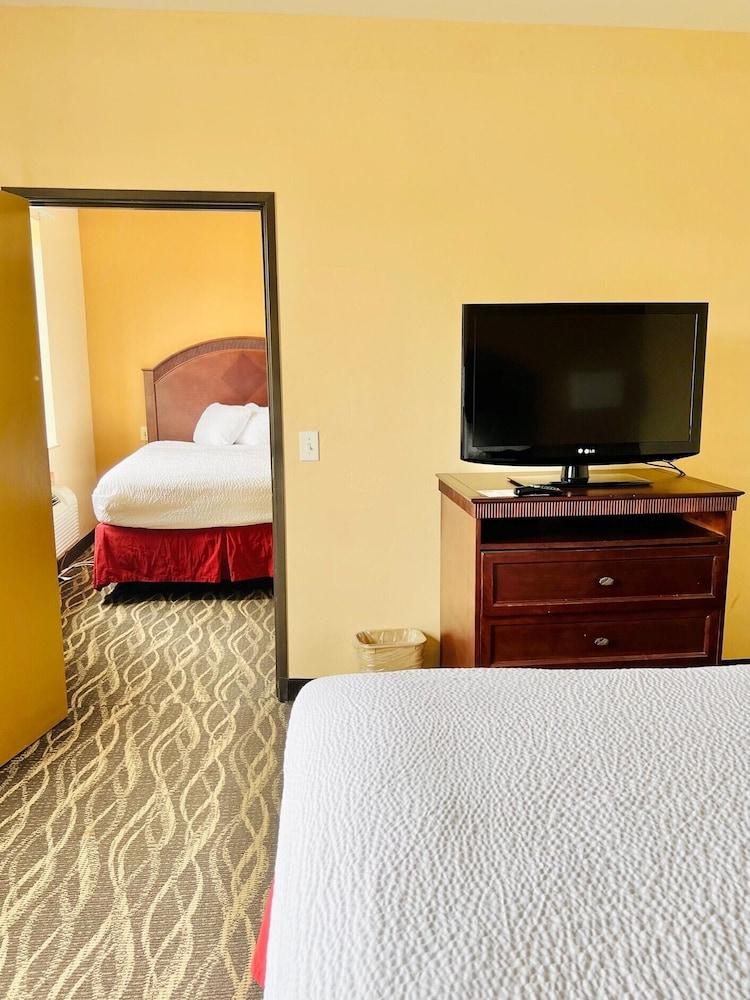 Days By Wyndham Hotel 2*