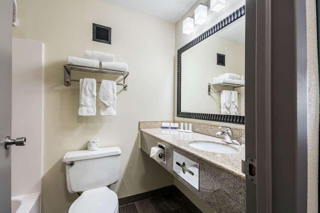 Hotel Baymont By Wyndham Bricktown
