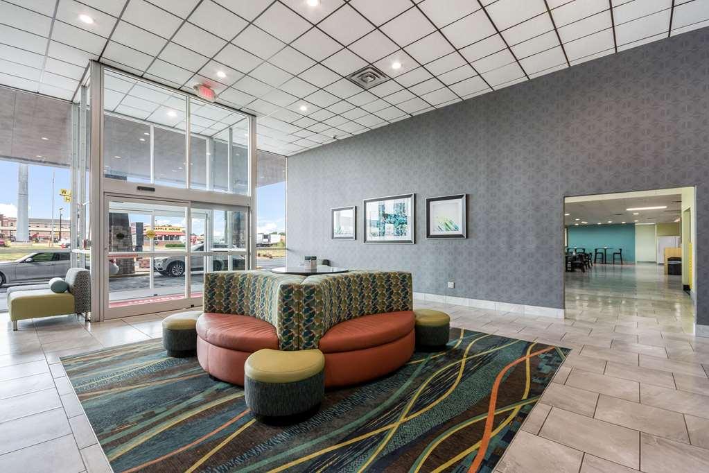 Baymont By Wyndham Bricktown Hotel *