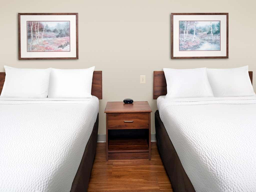 Extended America Select - - West Hotel 3*