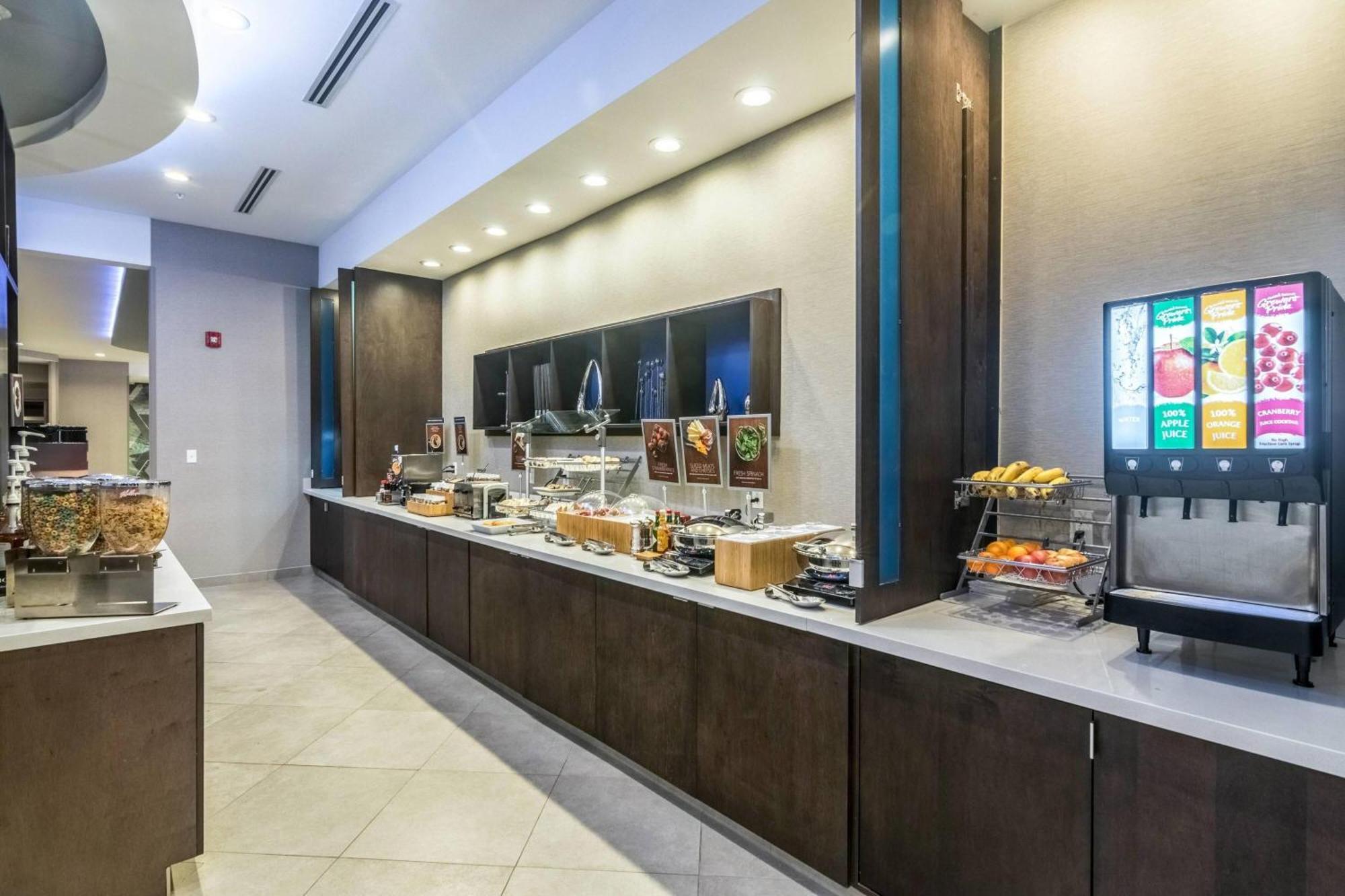 Springhill By Marriott Downtown Hotel