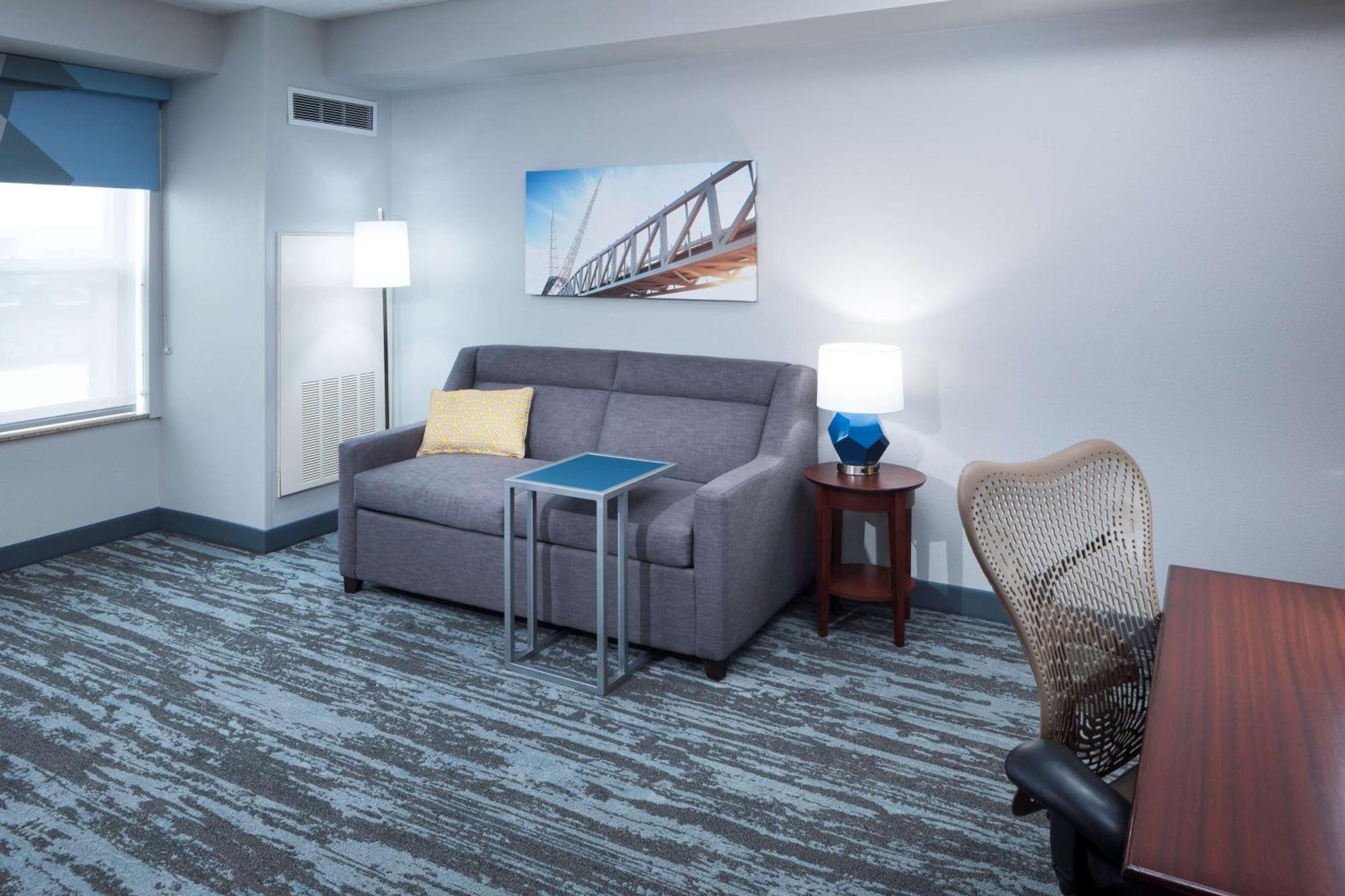 Hotel Hampton & City-bricktown 3*