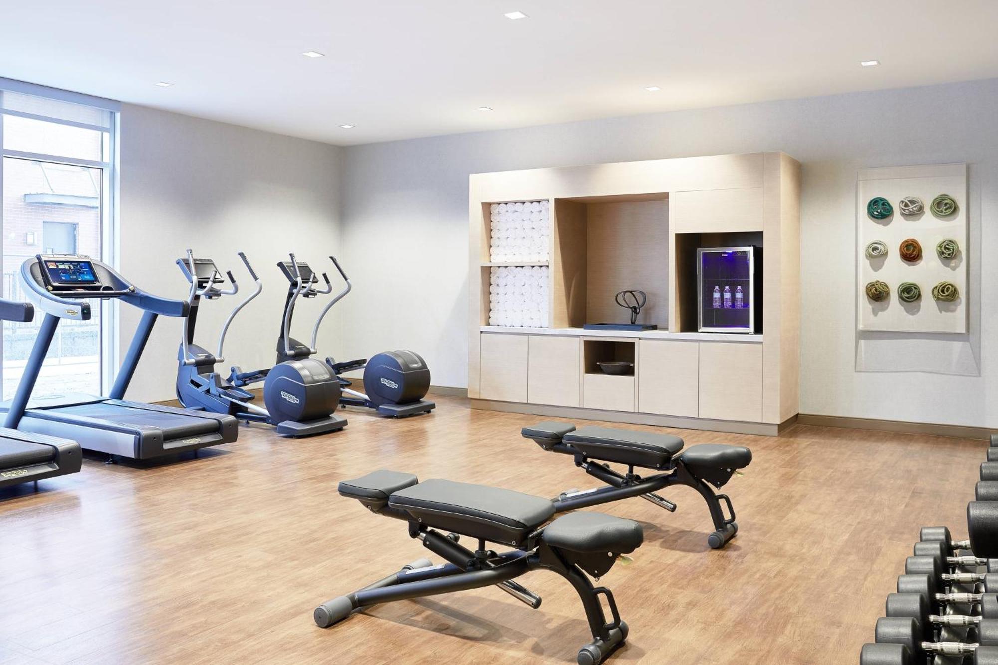 Hotel Ac By Marriott Bricktown 4*