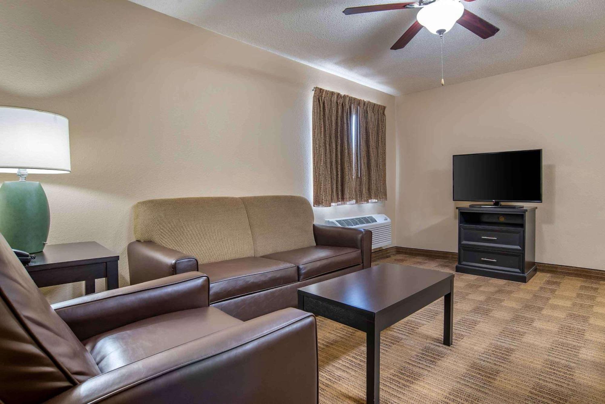 Extended America - - Northwest Hotel