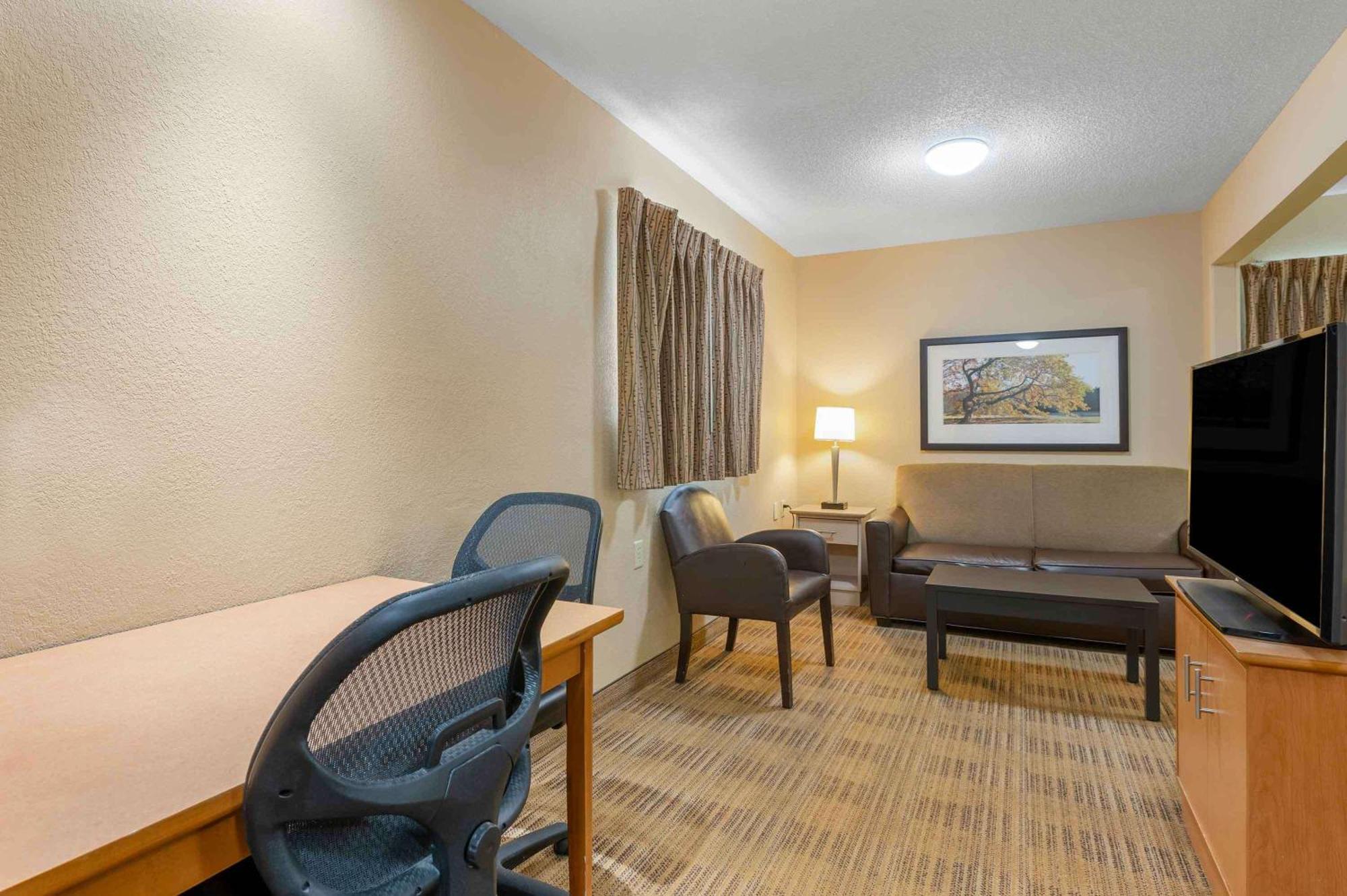 Hotel Extended America - - Northwest 2*