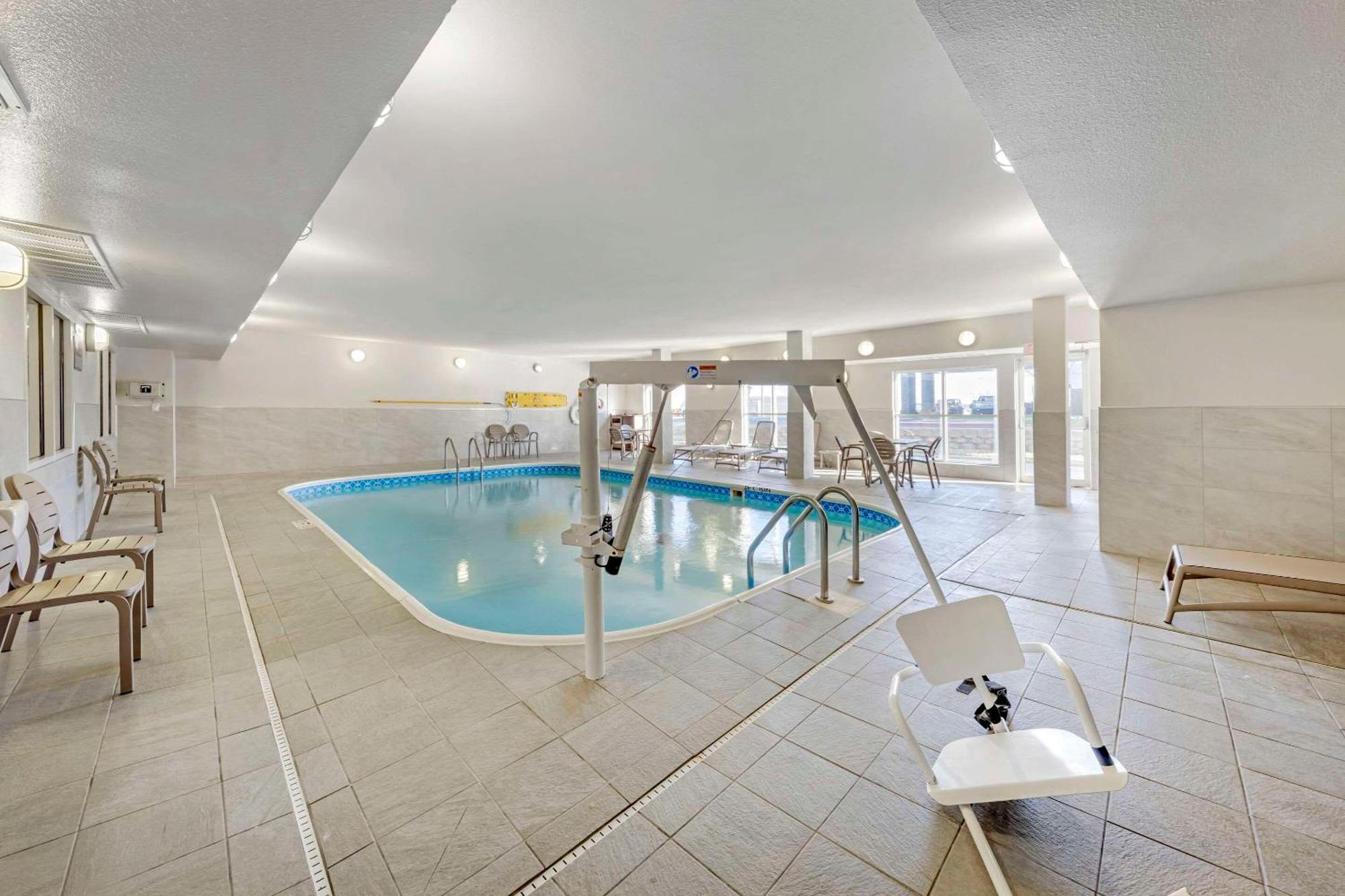 Comfort & North - Quail Springs Hotel 3*