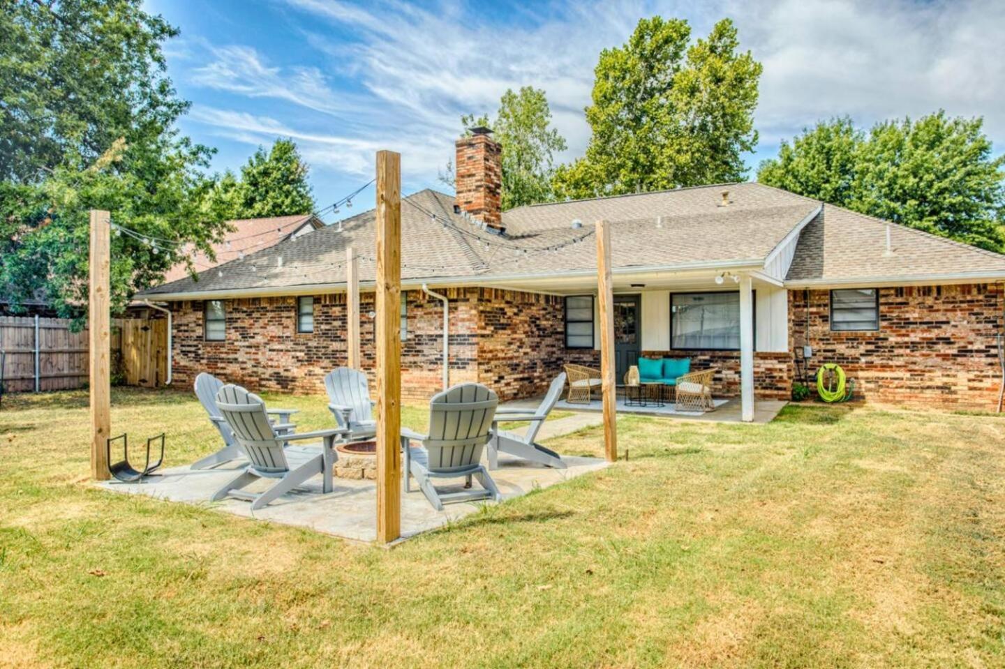 New Hummingbird Haven - Nw Okc, Billiards, Firepit * Oklahoma City