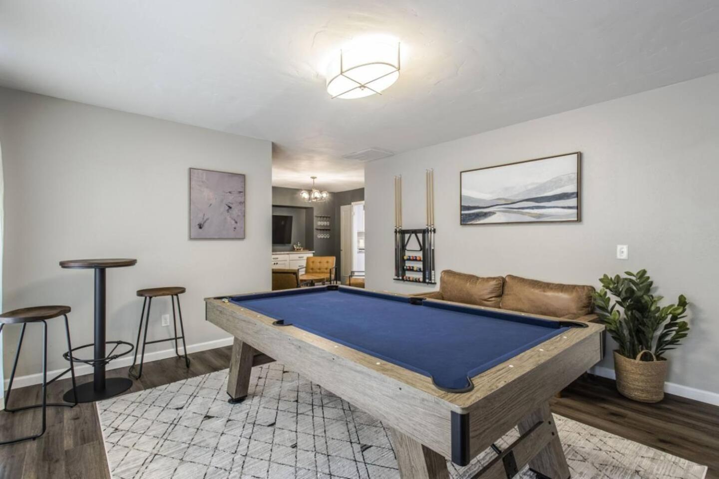 New Hummingbird Haven - Nw Okc, Billiards, Firepit Holiday home Oklahoma City