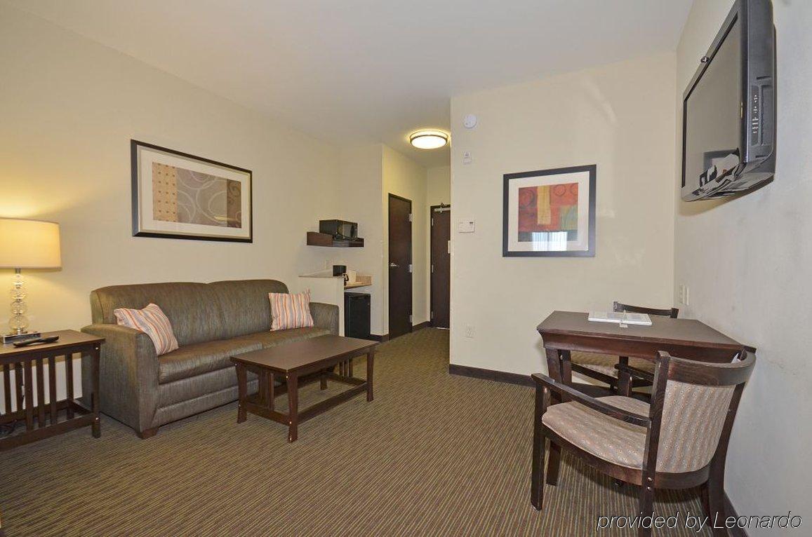 Comfort & West - I-40 Hotel 3*