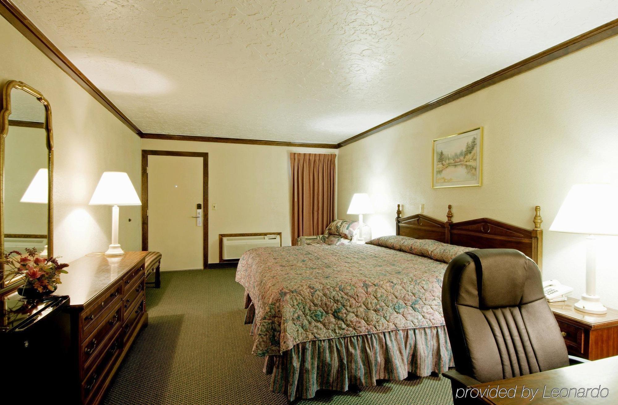 Econo & Hotel Oklahoma City