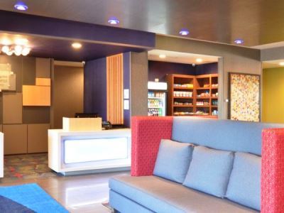 Express & Mid - Arpt Area By Ihg Oklahoma City