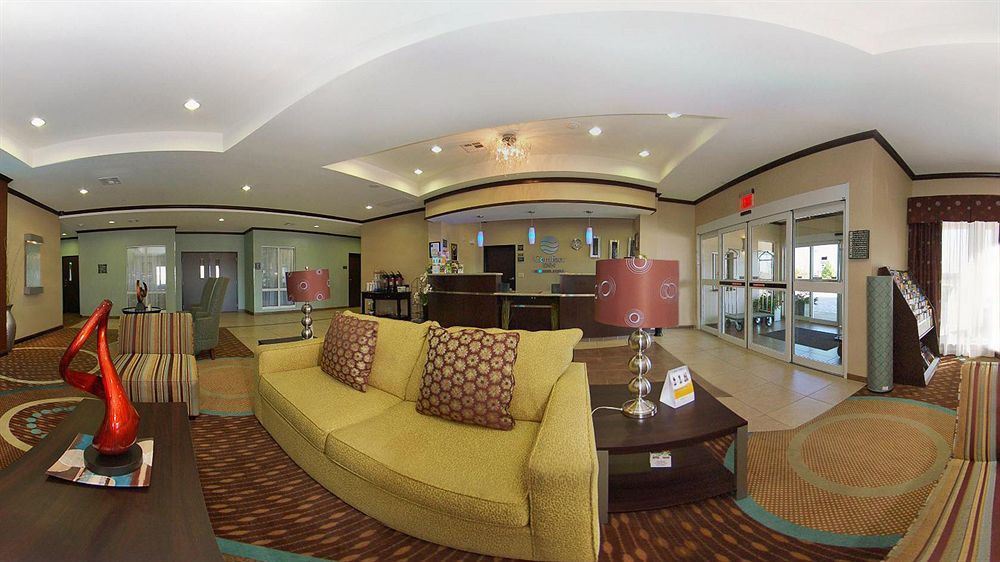 Hotel Comfort & West - I-40