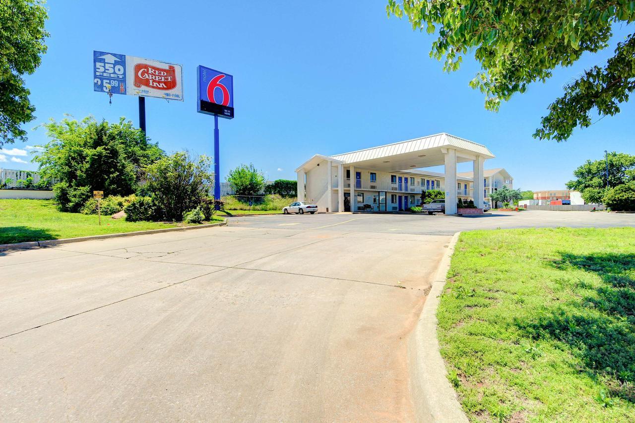 Hotel 6-oklahoma City, Ok - Frontier