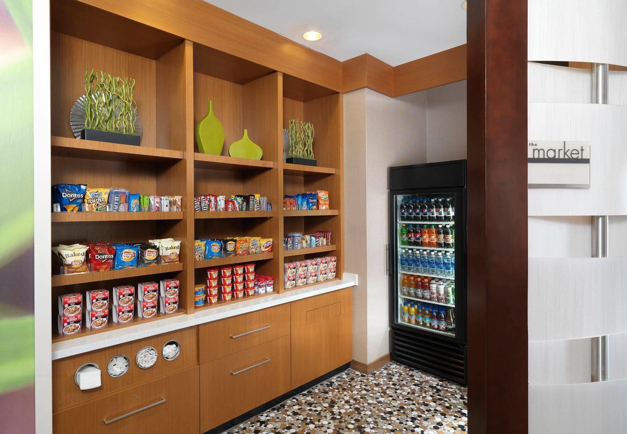 Hotel Springhill By Marriott Downtown 3*