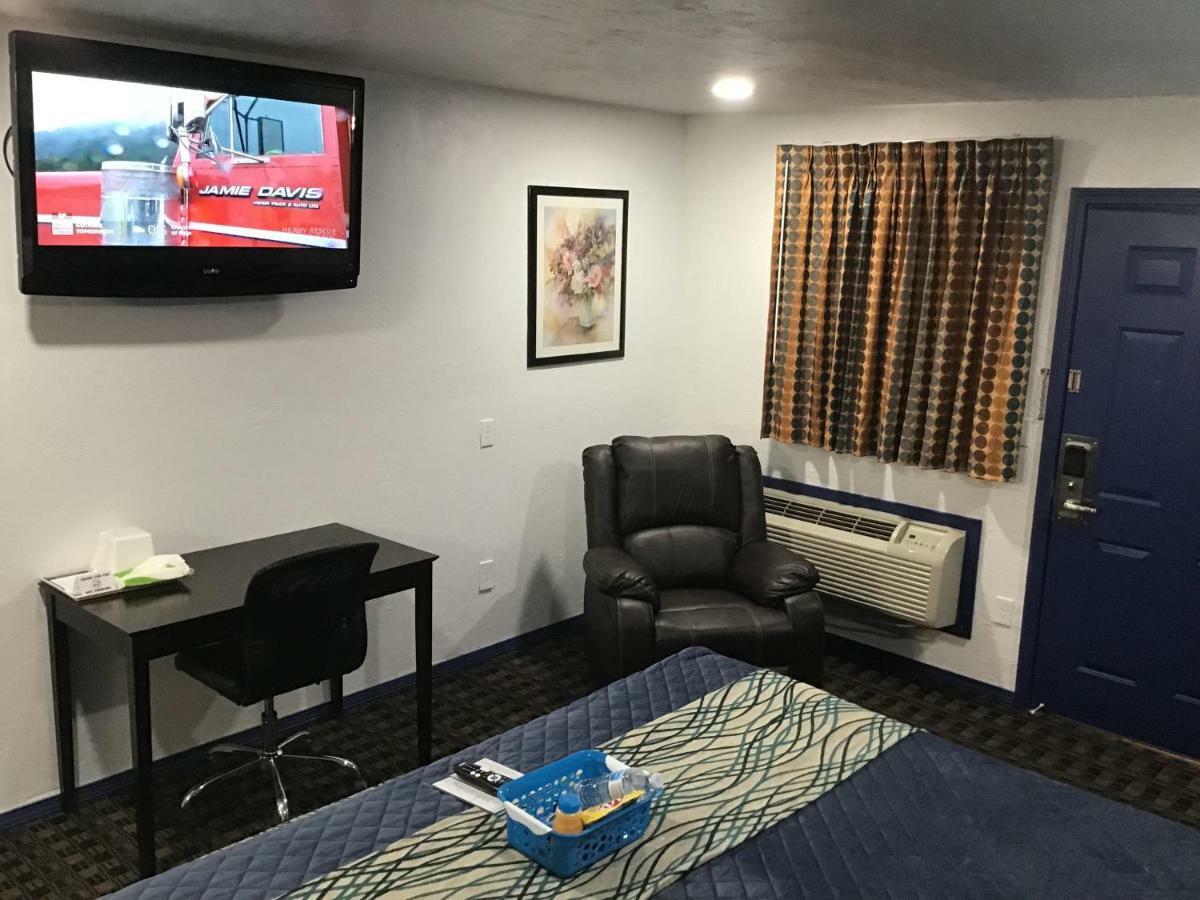 Budget & Motel 2*