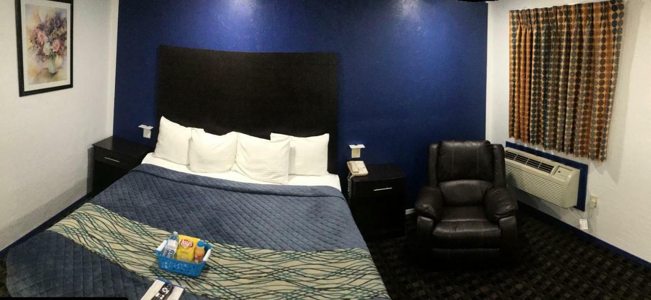 Budget & Motel