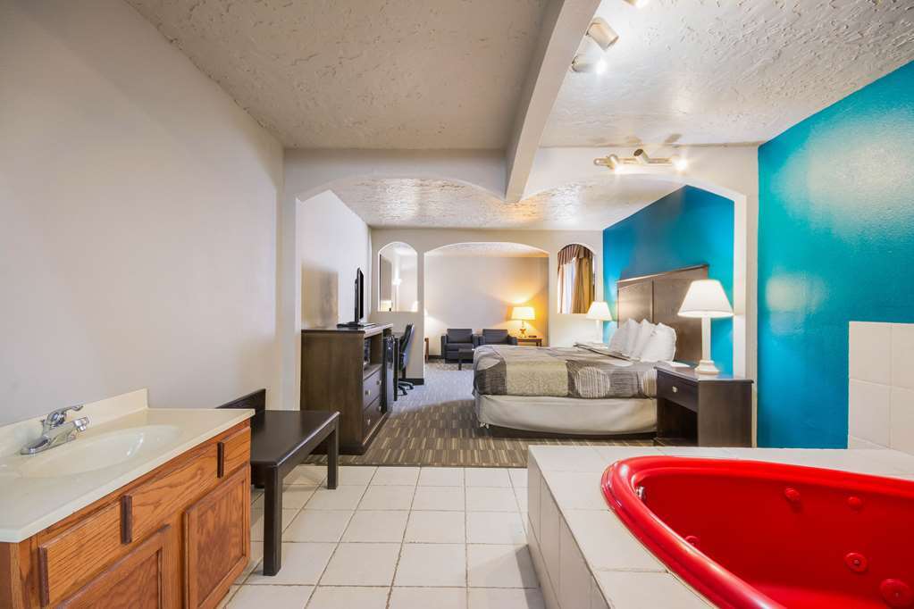 Econo & Hotel