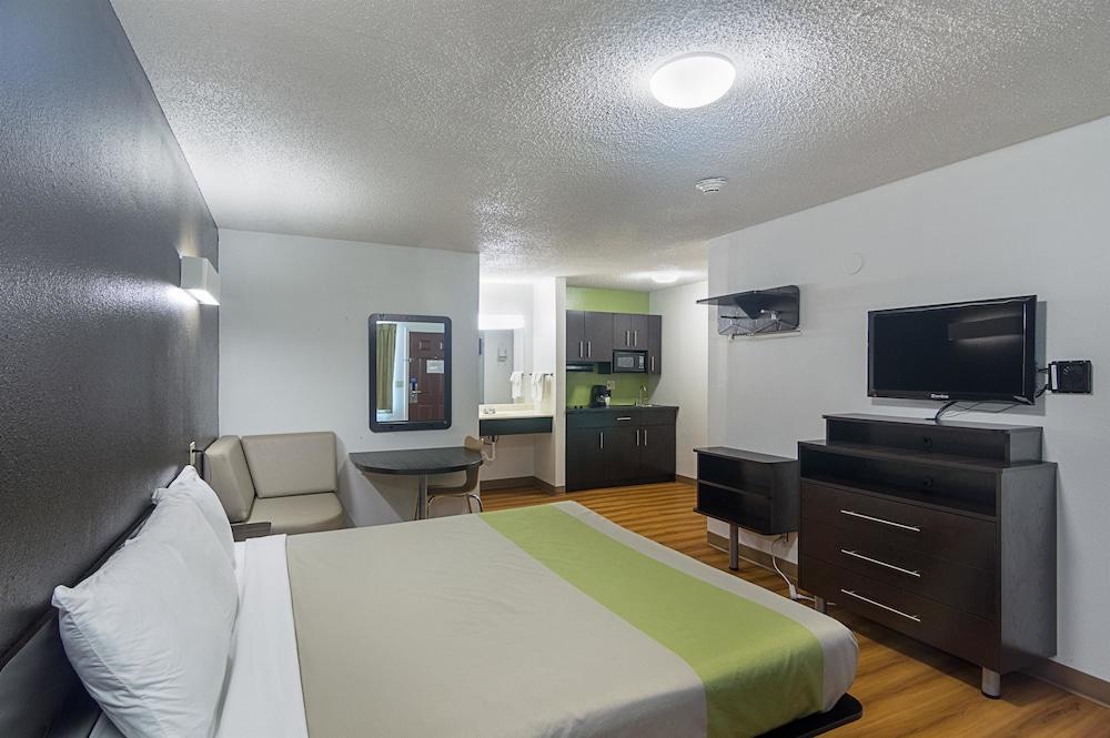 Extended Airport By Oyo Hotel 2*